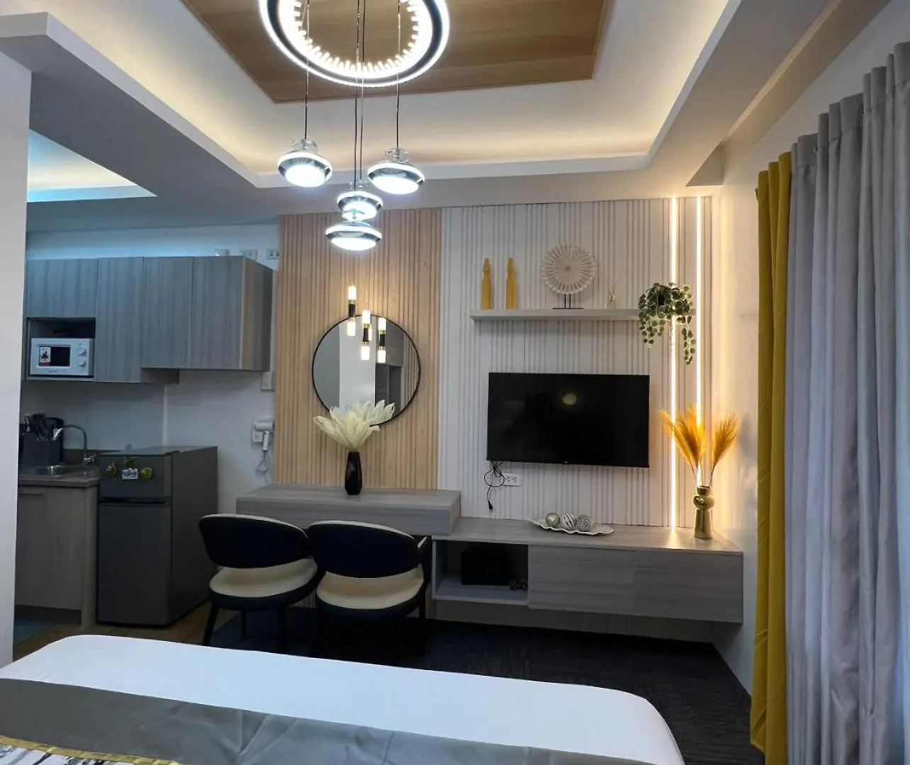 Mesatierra Condotel By Rinann'S Staycation Davao 0*,